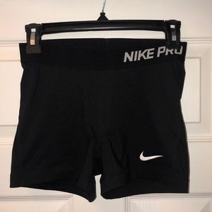 Women’s Black 3” Nike Pro Compression Short size M